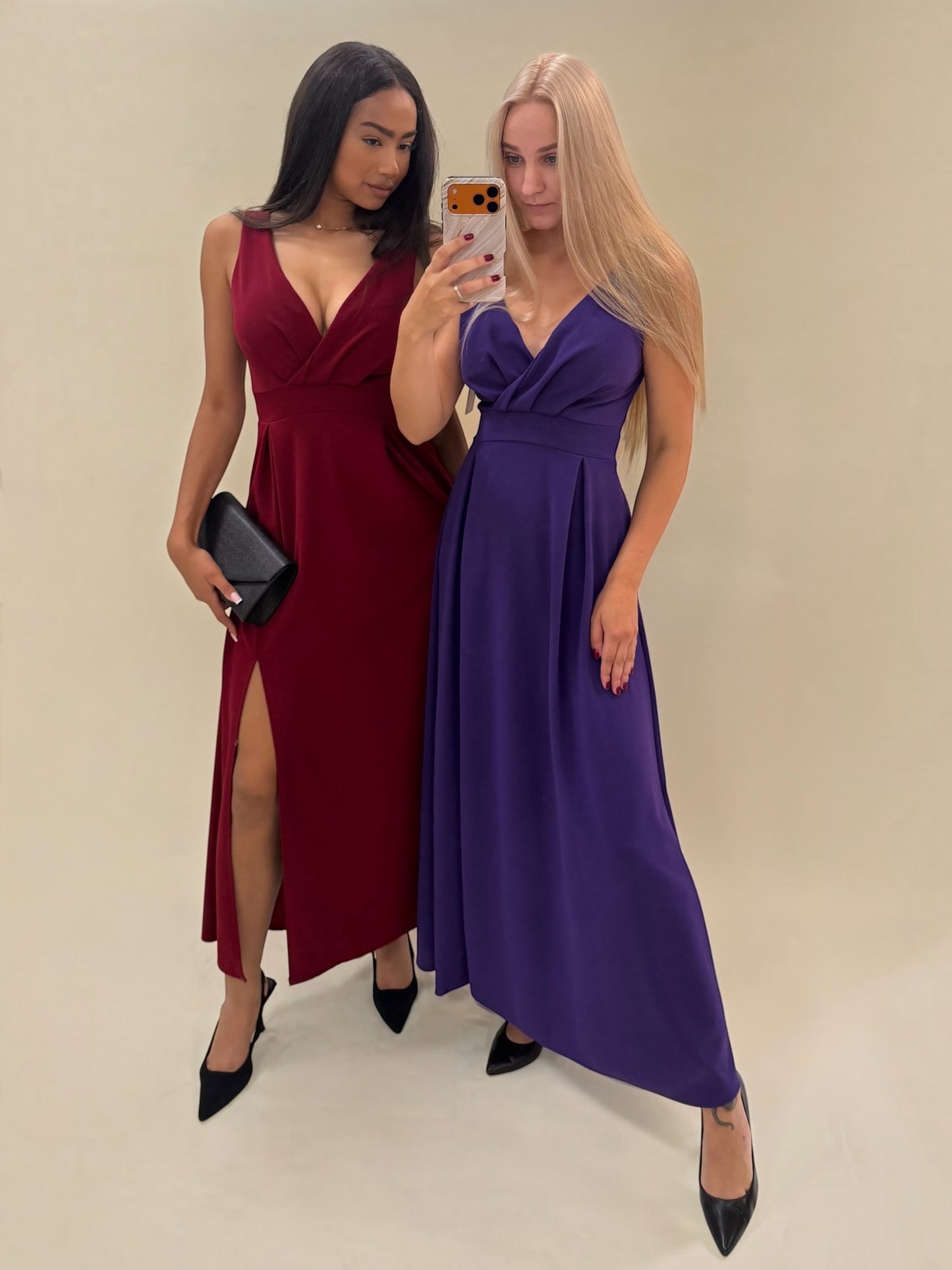 Elegantiška violetinės spalvos suknelė
