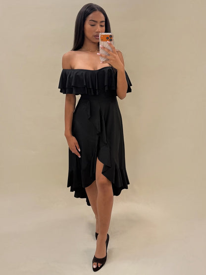 Juoda elegantiška suknelė