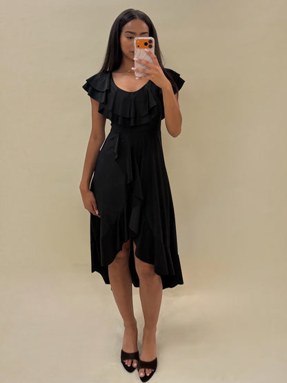 Juoda elegantiška suknelė