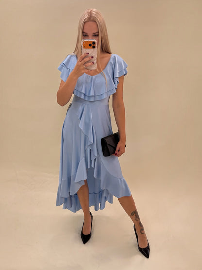 Mėlyna elegantiška suknelė