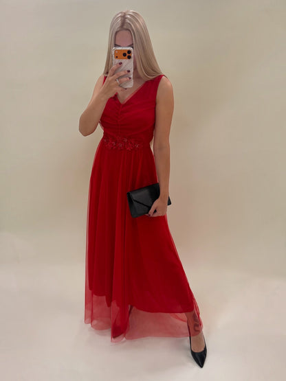 Raudona elegantiška suknelė