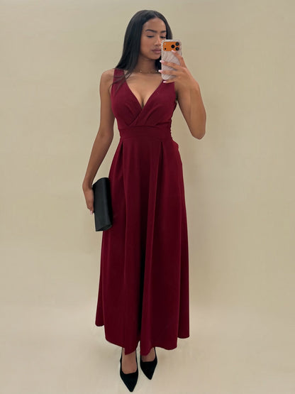 Elegantiška bordo spalvos suknelė