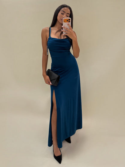 Elegantiška tamsiai mėlyna maxi ilgio suknelė
