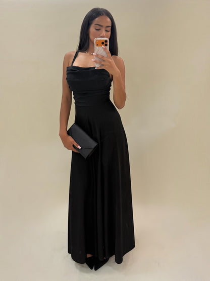 Elegantiška juoda maxi ilgio suknelė