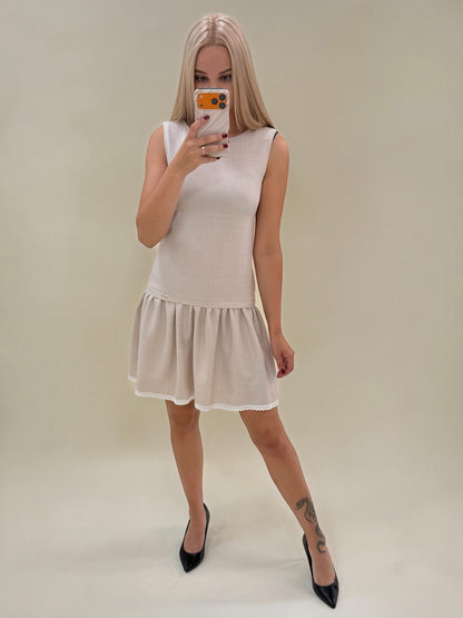 Kreminė vasariška suknelė